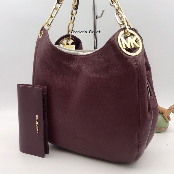 Michael Kors Handbags - NWT Michael Kors Fulton Set